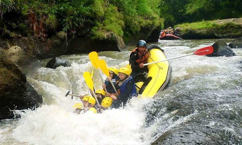Paket Rafting Bogor